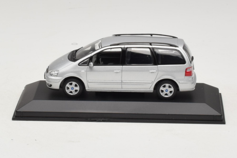 Ford Galaxy Mk2 Argento Minichamps 1:43 GALAXY001 Pressofusione