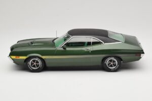 Ford Gran Torino Sport Verde IXO 1:18 18CMC185 Pressofusione — immagine 3 di 6