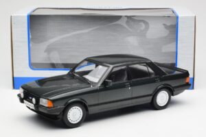 Ford Granada Mk2 2.8 Injection Verde Scuro MCG 1:18 MCG18263 Pressofusione — immagine 6 di 6