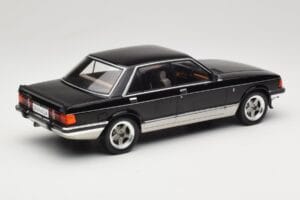 Ford Granada Mk2 2.8 Injection Gray Metallic MCG 1:18 MCG18536 Pressofusione — immagine 2 di 6