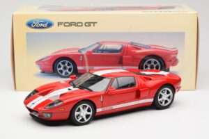 Ford GT Rosso AUTOart 1:18 73021 Pressofusione — immagine 8 di 8