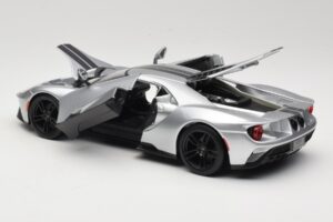 Ford GT Argento Maisto 1:18 31384 Pressofusione — immagine 5 di 8