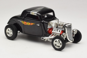 Ford Hot Rod Nero Rydell High Grease ERTL 1:18 36602 Pressofusione — immagine 4 di 6