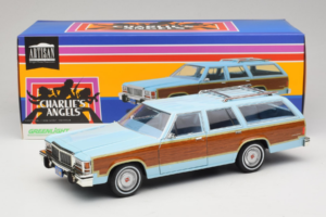 Ford LTD Country Squire Charlie's Angels Movie GreenLight 1:18 19066 Pressofusione — immagine 8 di 8