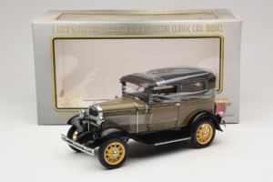 Ford Model A Tudor Chicle Drab Motor City 1:18 41003 Pressofusione — immagine 6 di 6