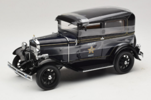 Ford Model A Tudor Police Car Motor City 1:18 43008 Pressofusione
