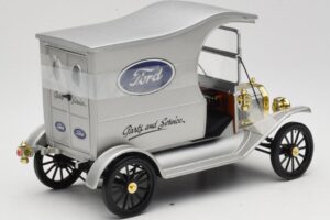 Ford Model T Delivery Truck Argento Eagle Collectibles 1:18 430600 Pressofusione — immagine 2 di 6