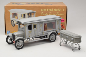 Ford Model T Carro Funebre Intagliato Ornato Precision Miniatures 1:18 PMSC-07G Pressofusione — immagine 8 di 8
