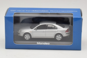 Ford Mondeo Mk3 Berlina Argento Minichamps 1:43 MONDEO005 Pressofusione — immagine 4 di 4