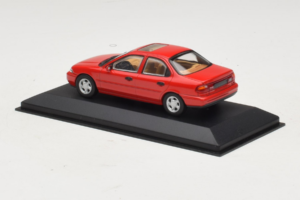 Ford Mondeo Mk1 Sedan Rosso Minichamps 1:43 082000 Pressofusione — immagine 3 di 4