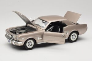 Ford Mustang 1964 1/2 Argento Mira 1:18 6127 Pressofusione — immagine 2 di 8