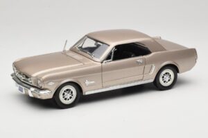 Ford Mustang 1964 1/2 Argento Mira 1:18 6127 Pressofusione