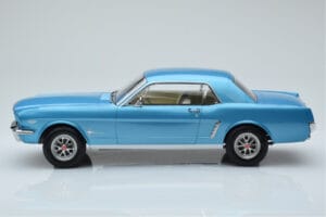 Ford Mustang Coupe Turchese Norev 1:18 182800 Pressofusione — immagine 3 di 6