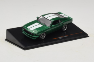 Ford Mustang Custom Verde IXO 1:43 CLC530N Pressofusione — immagine 2 di 4