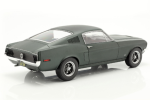 Ford Mustang Fastback Satin Green Metallic Norev 1:12 122702 Pressofusione — immagine 2 di 5