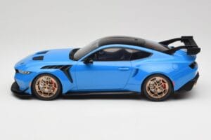 Ford Mustang GTD Antimatter Blue Metallic GT Spirit 1:18 GT473 Resina — immagine 3 di 6