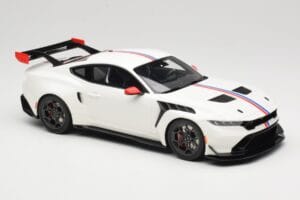 Ford Mustang GTD S650 Spirit of America Performance White GT Spirit 1:18 GT956 Resina — immagine 4 di 6