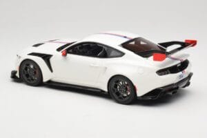 Ford Mustang GTD S650 Spirit of America Performance White GT Spirit 1:18 GT956 Resina — immagine 5 di 6