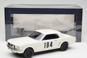 Ford Mustang Hardtop #184 B. Neyret / J. Terramorsi Rally Monte Carlo 1965 Norev 1:18 182801 Pressofusione — immagine 6 di 6