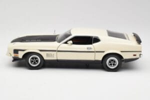 Ford Mustang Mach 1 Bianco Sun Star 1:18 3602 Pressofusione — immagine 4 di 8