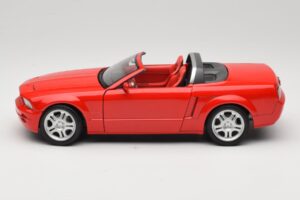 Ford Mustang S197 GT Cabriolet Rosso Beanstalk Group 1:18 FOR10016R Pressofusione — immagine 4 di 8