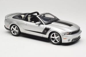 Ford Mustang S197 Roush 427R Cabriolet Argento Maisto 1:18 31669 Pressofusione — immagine 6 di 8