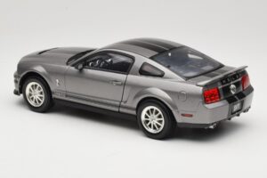 Ford Mustang S197 Shelby GT500 40th Anniversary Grigio Shelby Collectibles 1:18 DC075005 Pressofusione — immagine 7 di 8