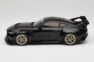 Ford Mustang S650 GTD Nero IXO 1:18 MCG18578 Pressofusione — immagine 3 di 6