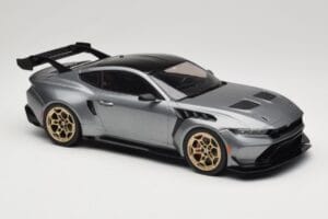 Ford Mustang S650 GTD Metallic Grey IXO 1:18 MCG18576 Pressofusione — immagine 4 di 6