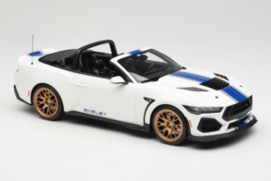 Ford Mustang S650 Shelby Super Snake Oxford White GT Spirit 1:18 GT572 Resina — immagine 4 di 6