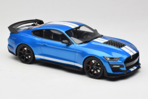 Ford Mustang Shelby GT500 S550 Blu GT Spirit 1:18 GT268 Resina — immagine 4 di 6