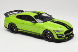 Ford Mustang Shelby GT500 S550 Verde GT Spirit 1:18 GT803 Resina — immagine 4 di 6