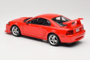 Ford Mustang SVT Cobra R SN95 Rosso Maisto 1:18 531872 Pressofusione — immagine 7 di 8