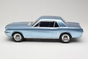 Ford Mustang V8 Hardtop Pony GT Silver Blue GT Spirit 1:12 G089 Resina — immagine 3 di 6