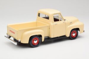Ford Pickup Colonial Bianco Road Legends 1:18 92148 Pressofusione — immagine 3 di 8