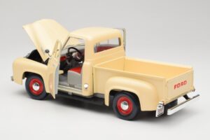 Ford Pickup Colonial Bianco Road Legends 1:18 92148 Pressofusione — immagine 5 di 8