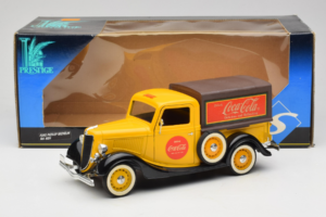 Ford Pick Up Michelin Solido 1:18 8024 Pressofusione — immagine 8 di 8
