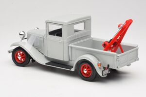Ford Pick-Up Wrecker Grigio Road Signature 1:18 92257 Pressofusione — immagine 7 di 8