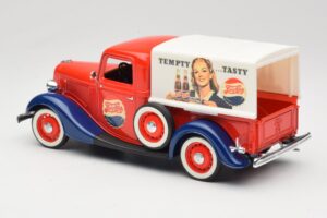 Ford Pickup Truck Pepsi-Cola Solido 1:18 99053 Pressofusione — immagine 7 di 8