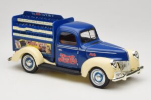 Ford Pepsi-Cola Replica Golden Wheel 1:18 PF351 Pressofusione — immagine 6 di 8