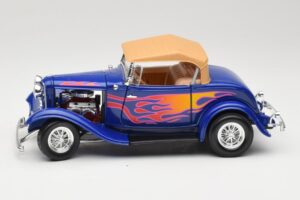 Ford Roadster Street Rod Blu with Fire Road Signature 1:18 92249 Pressofusione — immagine 4 di 8