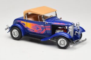 Ford Roadster Street Rod Blu with Fire Road Signature 1:18 92249 Pressofusione — immagine 6 di 8