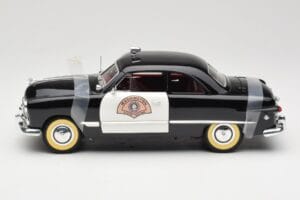 Ford Sedan Washington State Police Solido 1:18 8158 Pressofusione — immagine 4 di 8