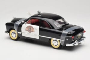 Ford Sedan Washington State Police Solido 1:18 8158 Pressofusione — immagine 7 di 8