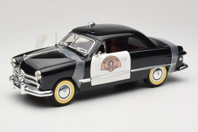 Ford Sedan Washington State Police Solido 1:18 8158 Pressofusione
