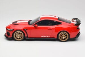 Ford Shelby Mustang Super Snake Rosso GT Spirit 1:18 GT531 Resina — immagine 3 di 6