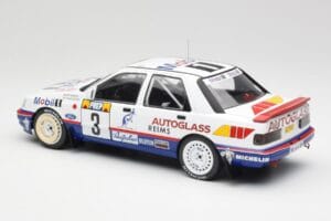 Ford Sierra RS Cosworth 4x4 #3 M. Biasion / T. Siviero Rally Monte Carlo 1992 MCG 1:18 MCG18355R Pressofusione — immagine 5 di 6