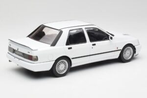 Ford Sierra RS Cosworth 4x4 Bianco MCG 1:18 MCG18353 Pressofusione — immagine 2 di 6