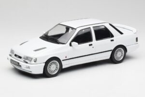 Ford Sierra RS Cosworth 4x4 Bianco MCG 1:18 MCG18353 Pressofusione