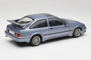 Ford Sierra RS Cosworth Moonstone Blu AUTOart 1:18 72863 Pressofusione — immagine 3 di 8